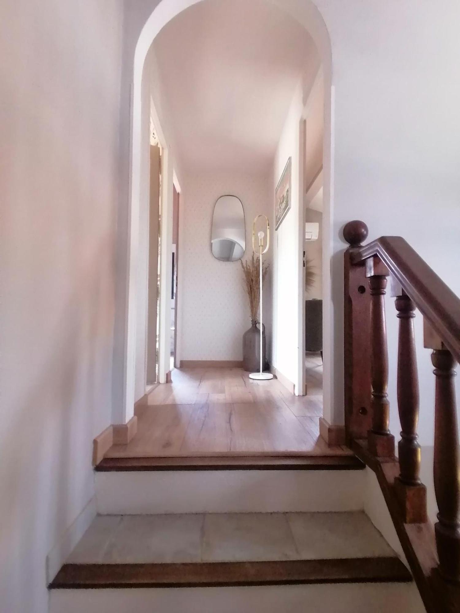 Dans Les Alpilles Les Jardins De Meyrol Homestay Eyguieres