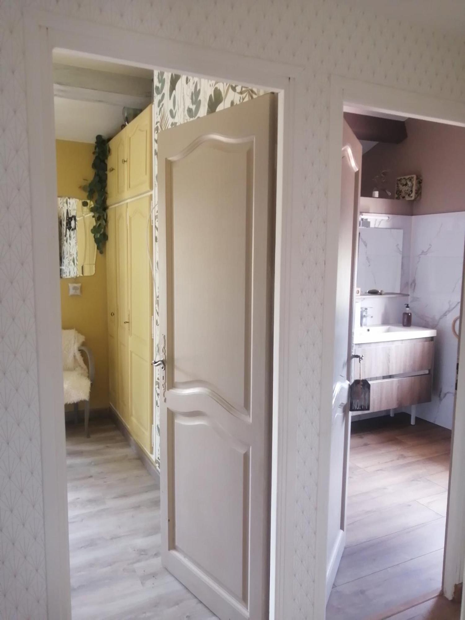 Homestay Dans Les Alpilles Les Jardins De Meyrol Eyguieres